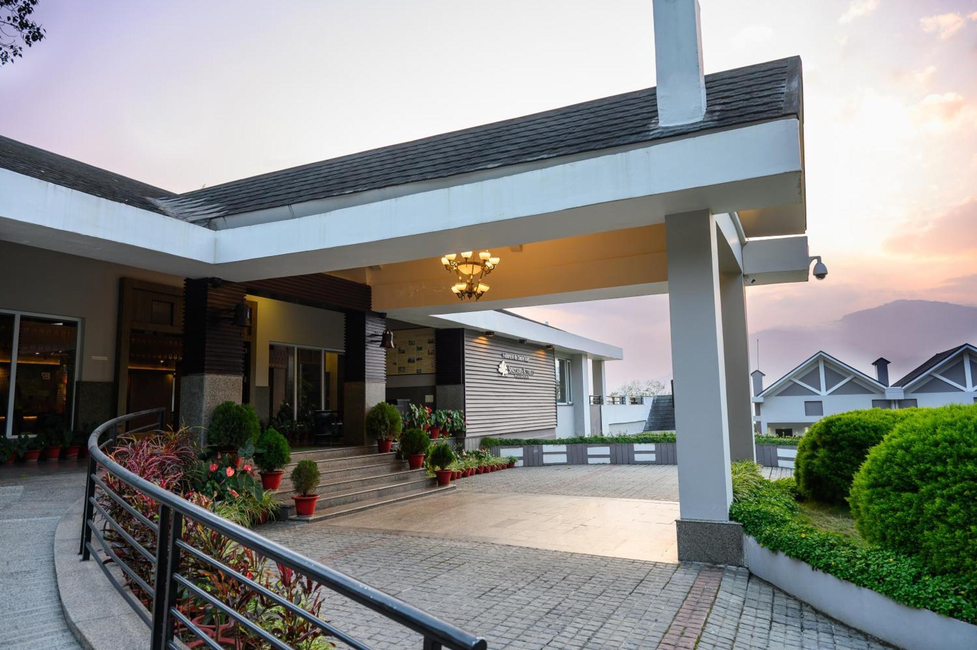 Sinclairs Retreat Kalimpong Hotel Buitenkant foto