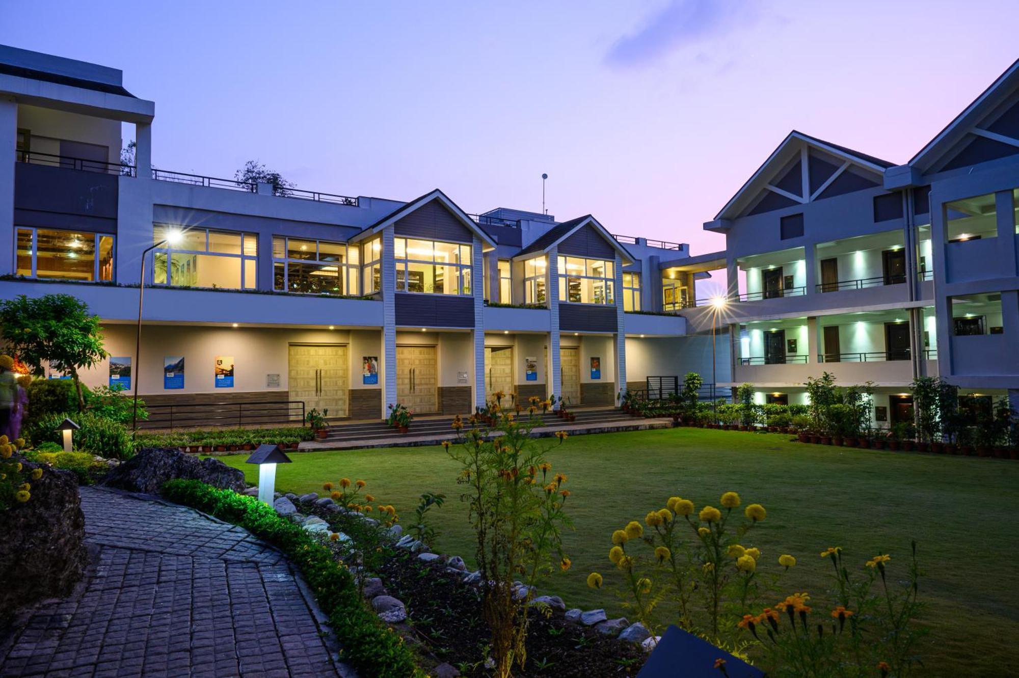 Sinclairs Retreat Kalimpong Hotel Buitenkant foto